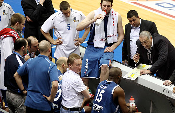 大家在跑步 大家在跑步