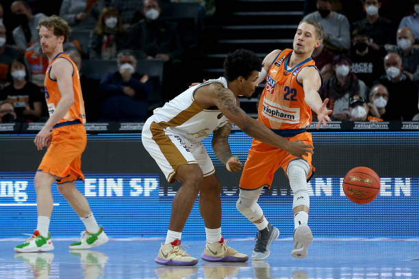 这与亚洲球 这与亚洲球