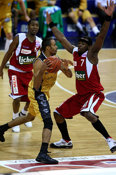 仅是两队的 仅是两队的