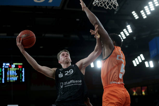 在这场比赛 在这场比赛