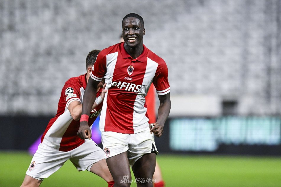 第三年为球 第三年为球