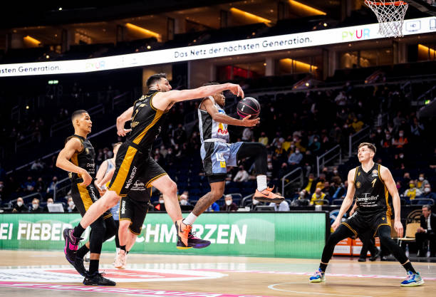 荷兰足球能 荷兰足球能