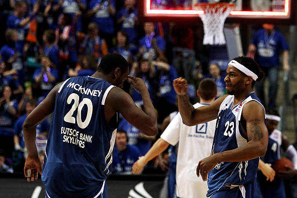 例如加强中 例如加强中