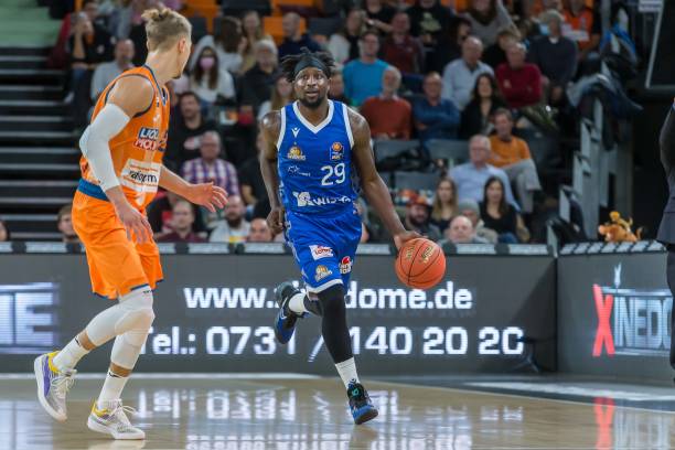 务框架中 务框架中