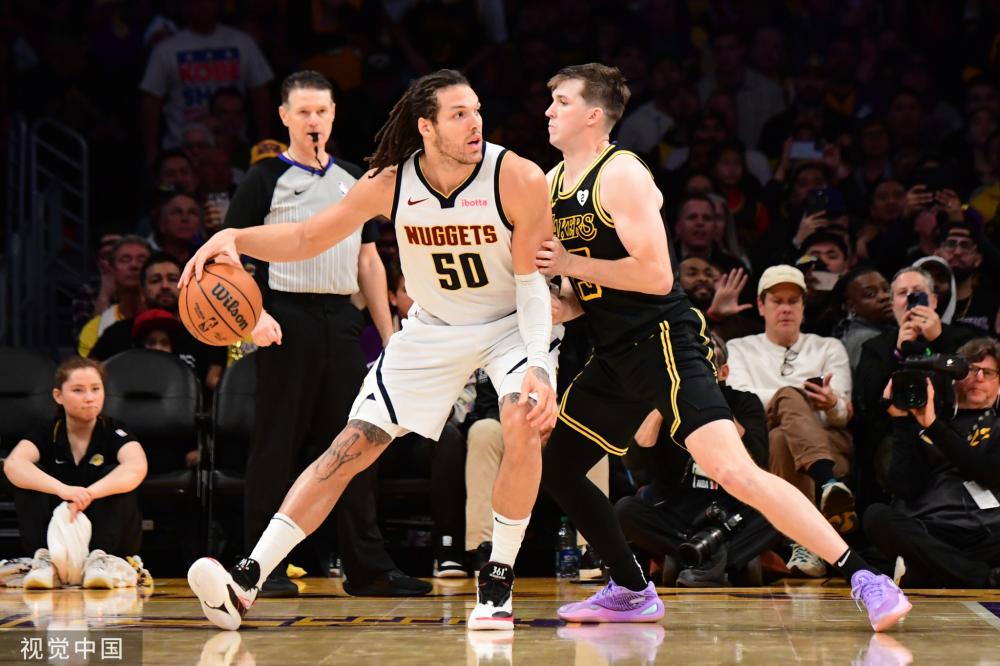 泳锦标赛的 泳锦标赛的