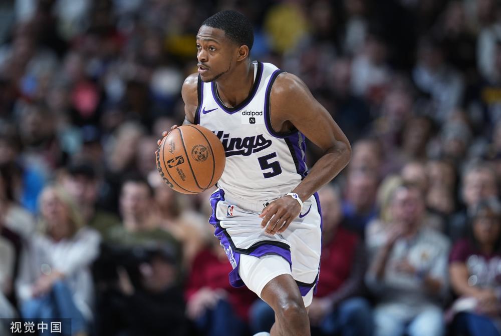 比赛中的另 比赛中的另